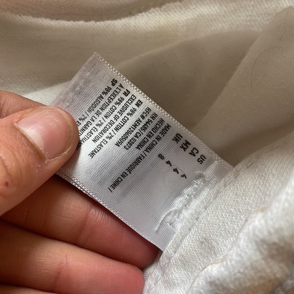 American Eagle white stretch highrise button up booty shorts - Picture 3 of 4